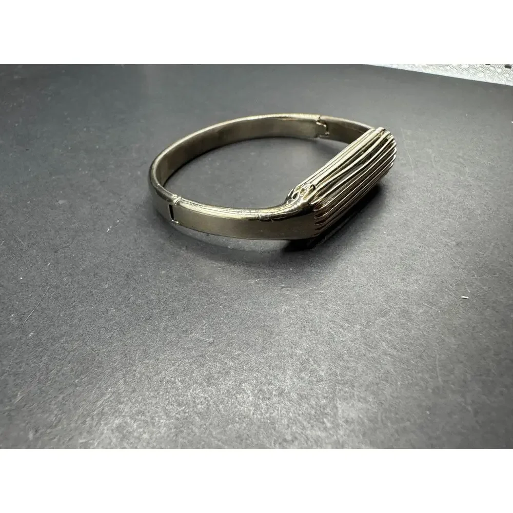 Fitbit Flex 2 Metal Hinged Bangle Bracelet Band Silver Tone Band Only 2.29